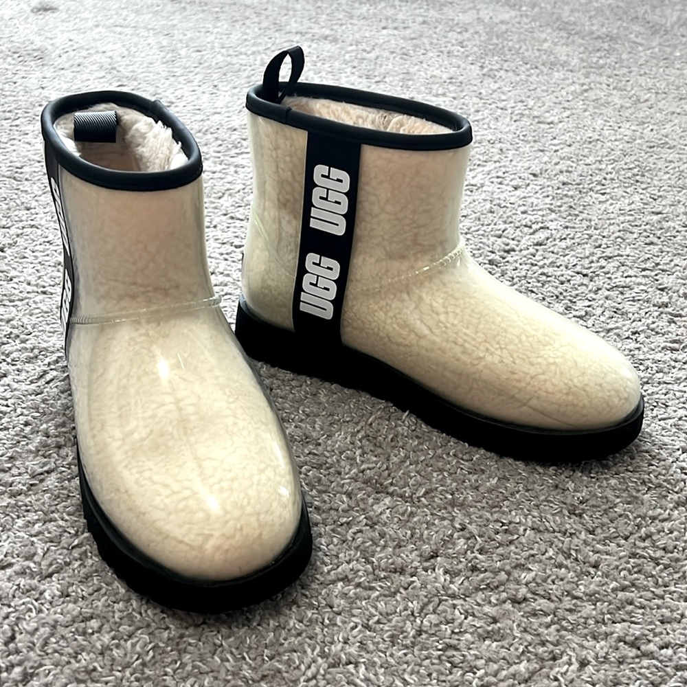 UGG classic mini boot rubber and sherpa.